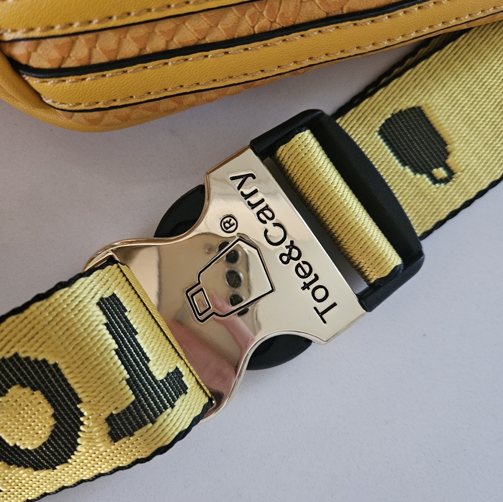 Tote & Carry Apollo 1 Mustard Fanny Pack small Unisex - Picture 4 of 7